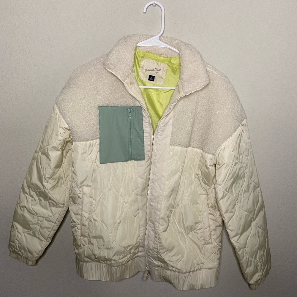 Universal Thread white fleece jacket